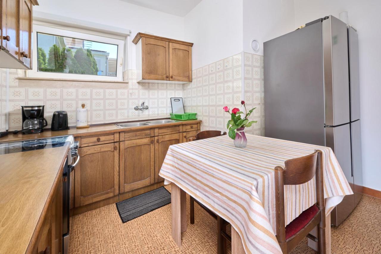 App Forza Apartment Umag Bagian luar foto